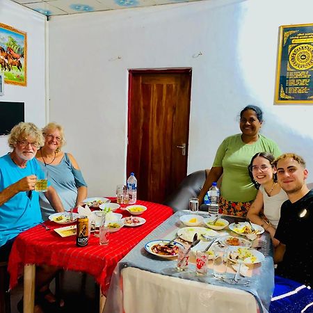 Sigiri Lakshan Home Stay Sigiriya Dış mekan fotoğraf